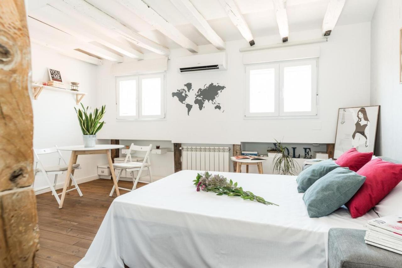 Charming La Latina Home มาดริด ภายนอก รูปภาพ